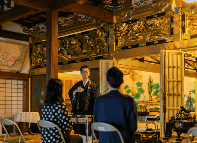 【ガーデンテラスオリジナル 大人の社会科見学】光源寺 朝のお勤め体験